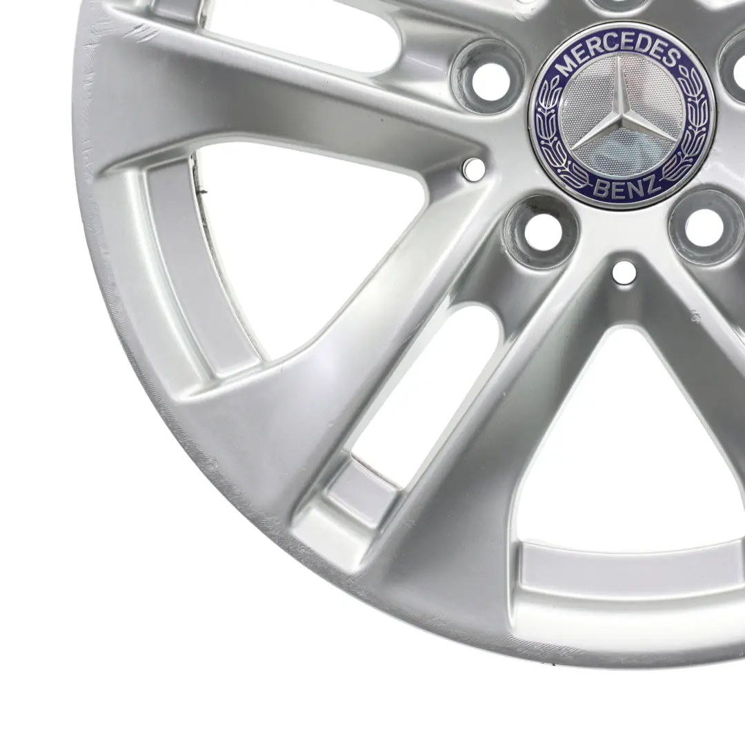 Jante Alu 16" ET:43 7J 5 Double Spoke pour Mercedes W204 à propos du numéro de pièce A2044017202 Mercedes W204 Jante Alu 16" ET:43 7J 5 Double Spoke - SKU A2044017202-1 - Numéro de pièce A2044017202
