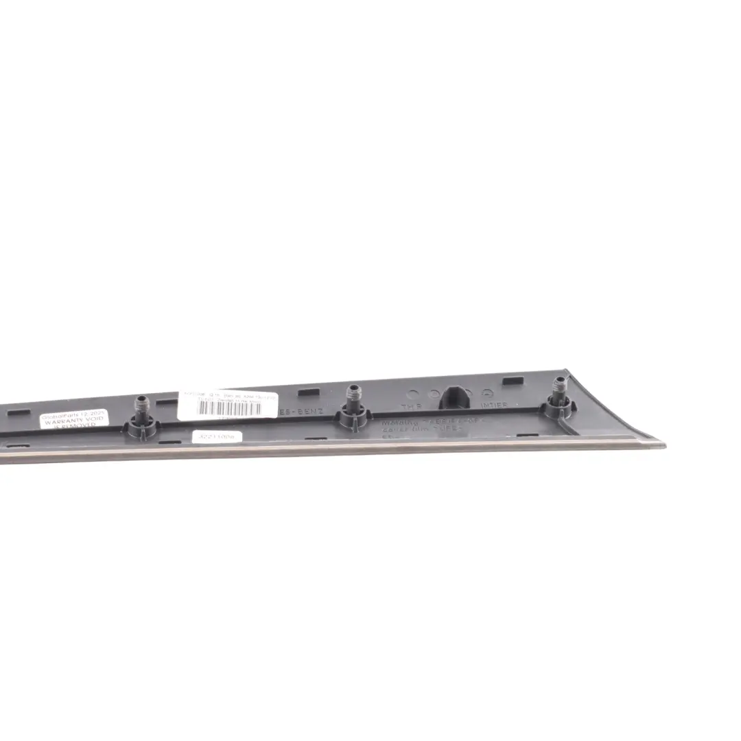 Modanatura Porta Posteriore Destra Legno per Mercedes W204 con numero di parte A2047301222 Mercedes W204 Modanatura Porta Posteriore Destra Legno - SKU A2047301222 - Numero di parte A2047301222