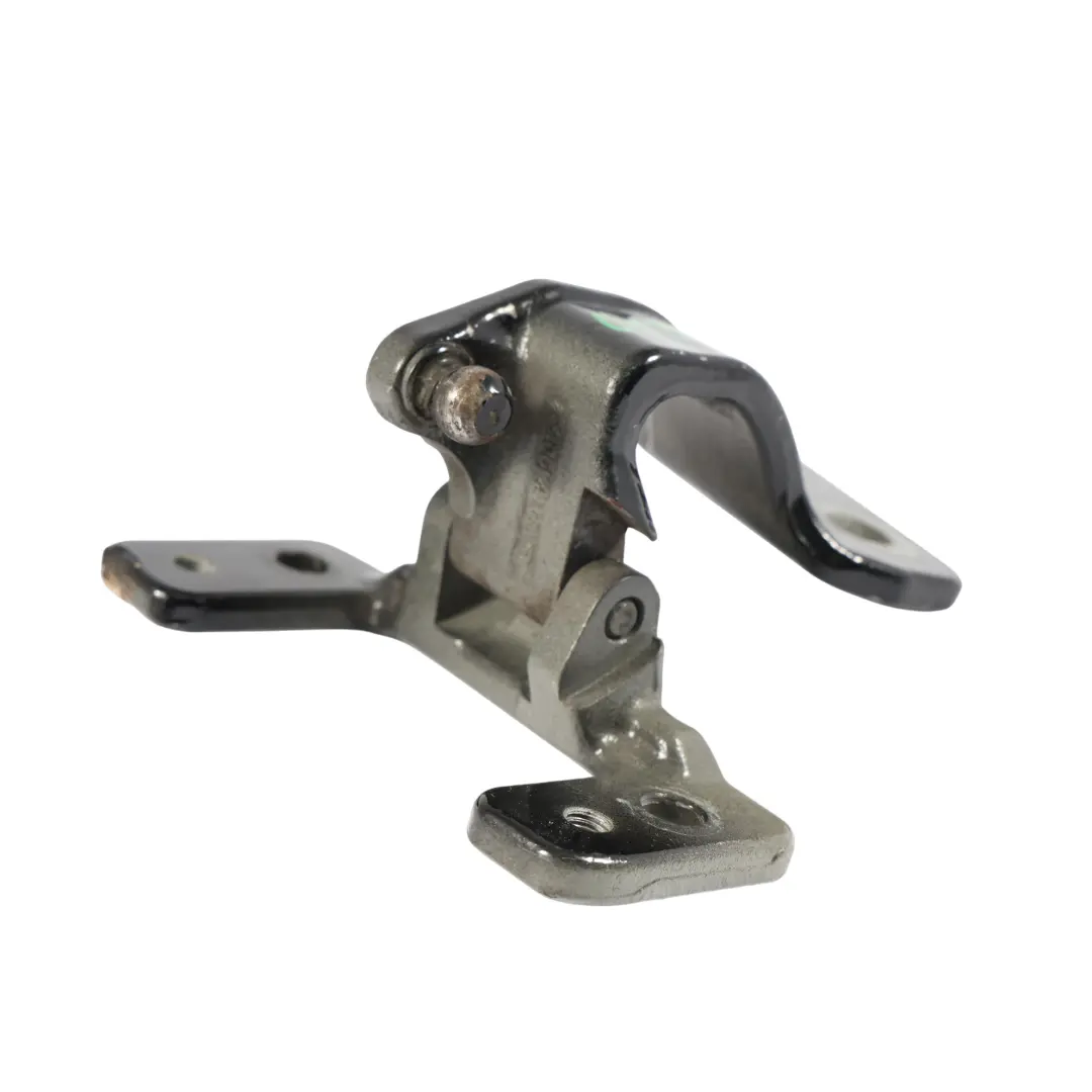 Tapa Bisagra Portón Trasero Izquierdo Negro Obsidiana - 197 para Mercedes W204 Estate con número de pieza A2047400137 Mercedes W204 Estate Tapa Bisagra Portón Trasero Izquierdo Negro Obsidiana - 197 - SKU A2047400137-OB - Número de pieza A2047400137