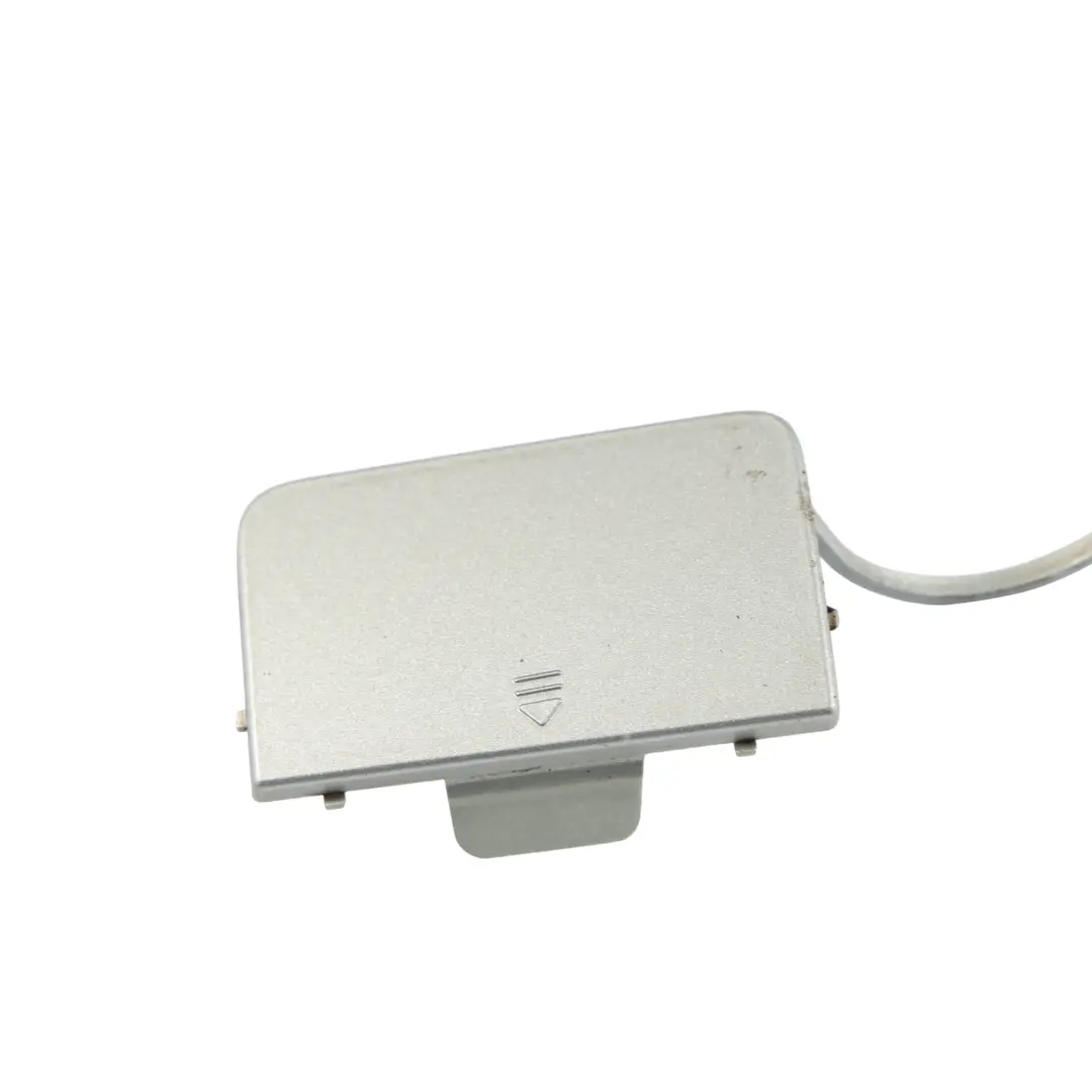 Frontstoßstange Abschleppöse Klappenabdeckung Iridium Silber - 775 für Mercedes S204 mit Teilenummer A2048850426 Mercedes S204 Frontstoßstange Abschleppöse Klappenabdeckung Iridium Silber - 775 - SKU A2048850426-IRS - Teilenummer A2048850426