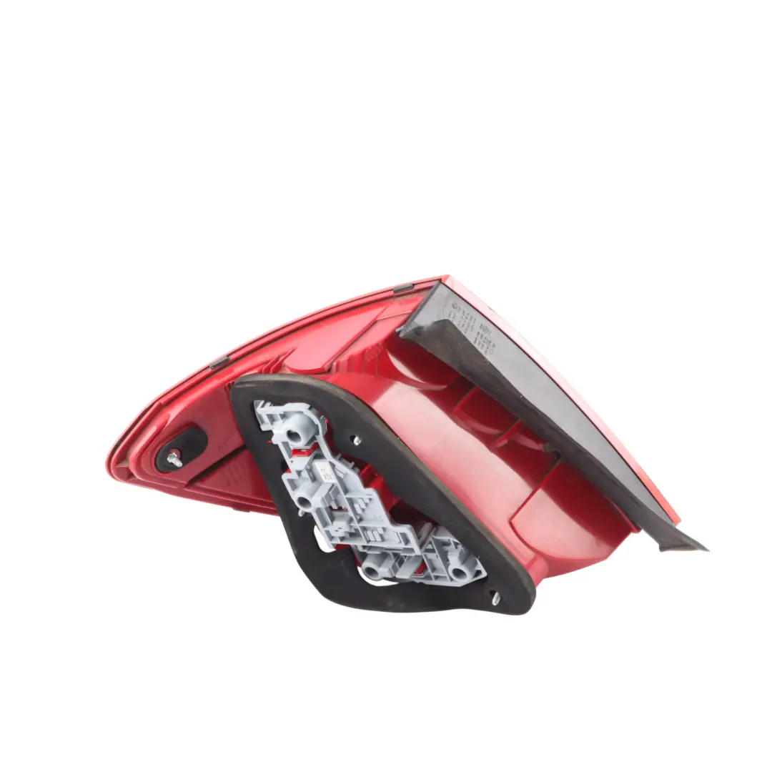 Mercedes W204 S204 Tail Light Lamp Side Panel Rear Right O/S - SKU A2049069202 - Part number A2049069202