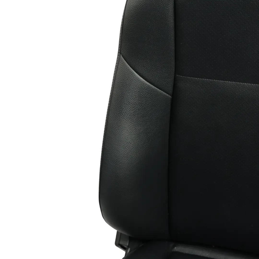 Sedile Anteriore Riscaldato Elettrico In Finta Pelle Nera per Mercedes W205 con numero di parte A2059100747 Mercedes W205 Sedile Anteriore Riscaldato Elettrico In Finta Pelle Nera - SKU A2059100747-6 - Numero di parte A2059100747