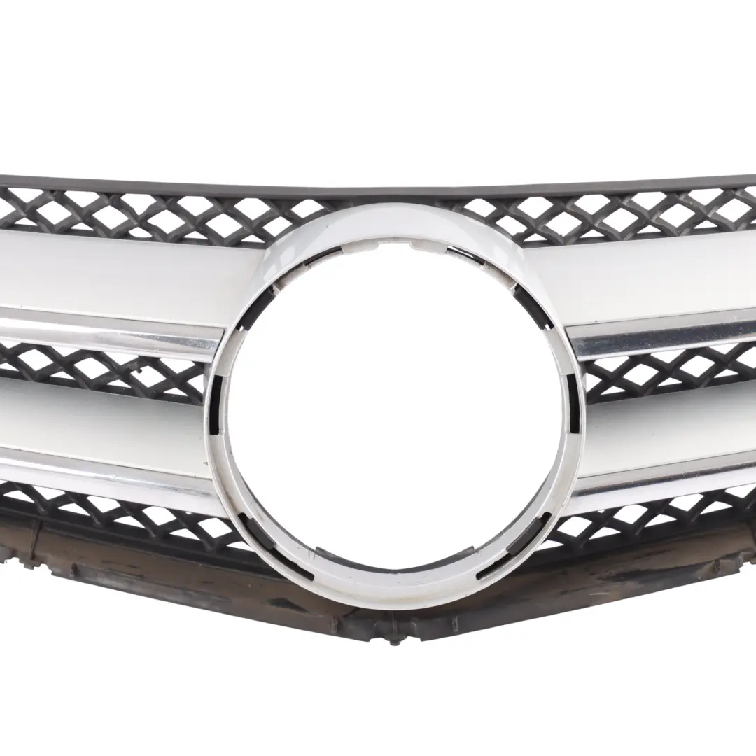 W207 A207 C207 AMG Griglia Anteriore Cofano A2078880283 per Mercedes con numero di parte A2078800283 Mercedes W207 A207 C207 AMG Griglia Anteriore Cofano A2078880283 - SKU A2078800283-2 - Numero di parte A2078800283