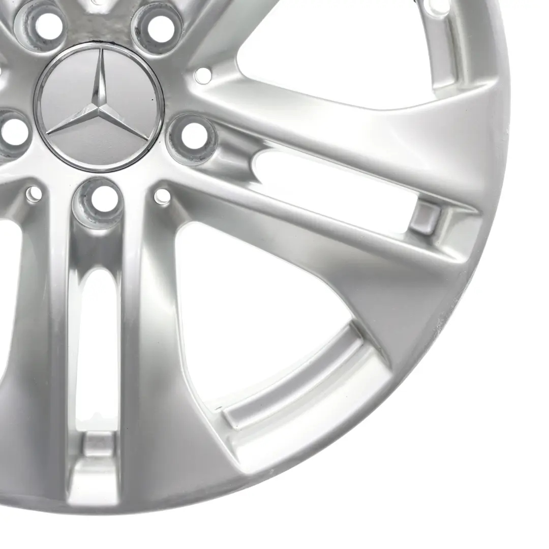 Mercedes W212 Llanta Aleación Plateada 5 Radios Dobles 17" ET:48 8J - SKU A2124010902-1 - Número de pieza A2124010902
