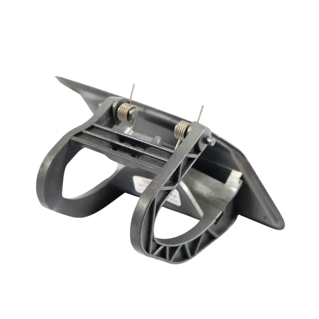 Frontstoßstange Lampe Kappe Links Palladium Silber - 792 für Mercedes W212 mit Teilenummer A2128600108 Mercedes W212 Frontstoßstange Lampe Kappe Links Palladium Silber - 792 - SKU A2128600108-PAL - Teilenummer A2128600108