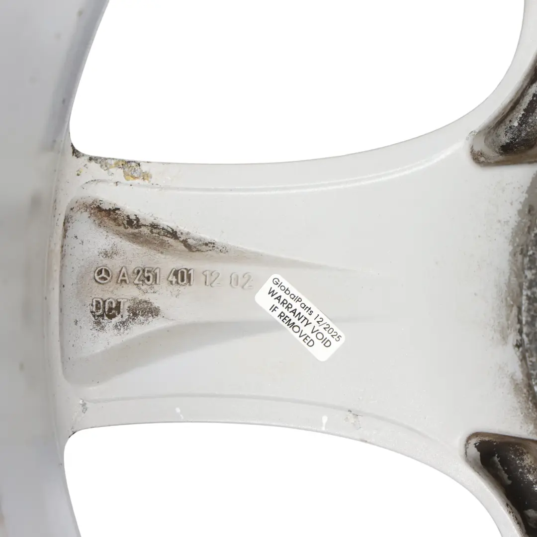 Cerchio in Lega Argento 19" 8J ET:67 5 Razze per Mercedes W251 con numero di parte A2514011202 Mercedes W251 Cerchio in Lega Argento 19" 8J ET:67 5 Razze - SKU A2514011202-2 - Numero di parte A2514011202