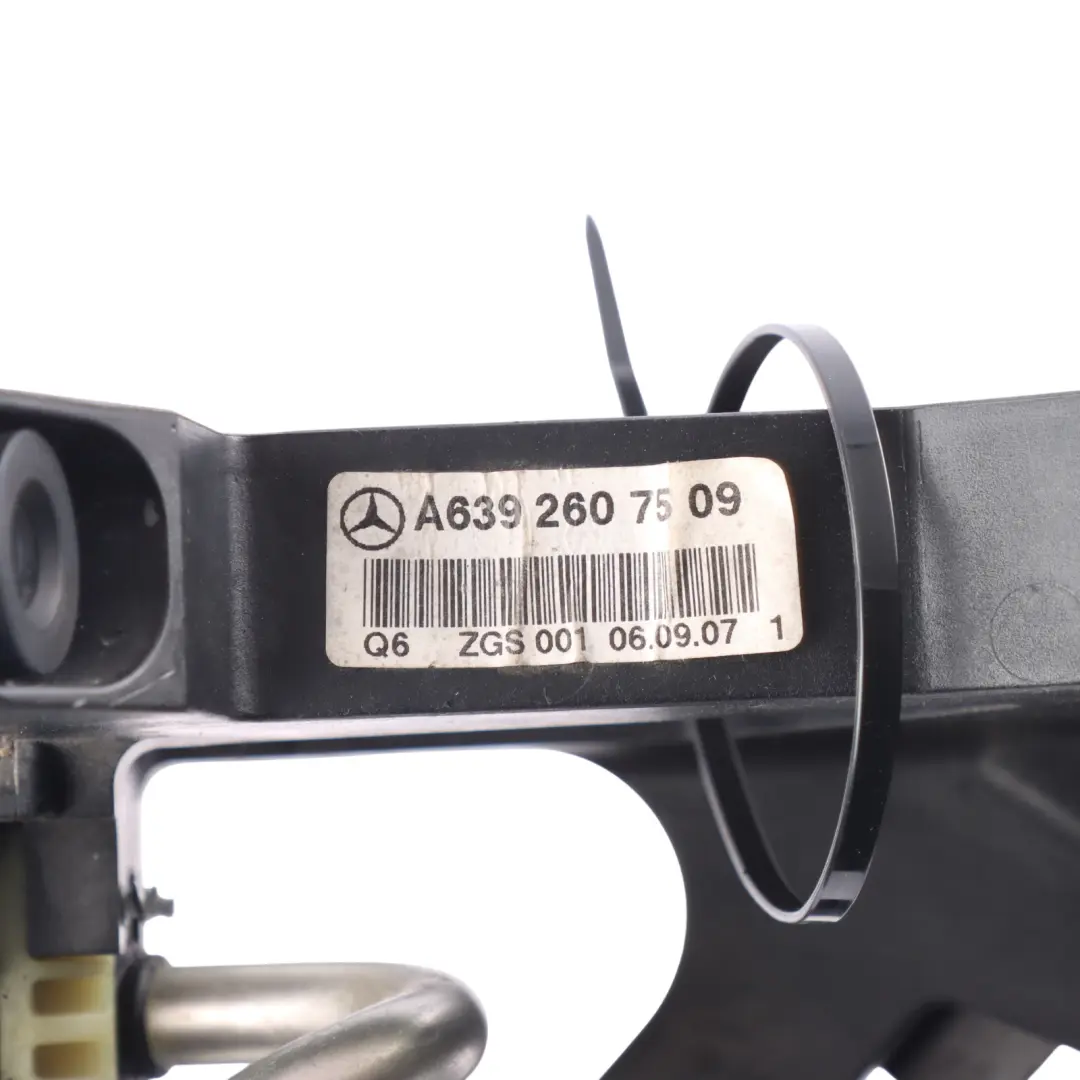 Lever Manual Shift Selector Knob Cover 6 Speed to Mercedes W639 Gear with Part number A6392607509 Mercedes W639 Gear Lever Manual Shift Selector Knob Cover 6 Speed - SKU A6392607509 - Part number A6392607509