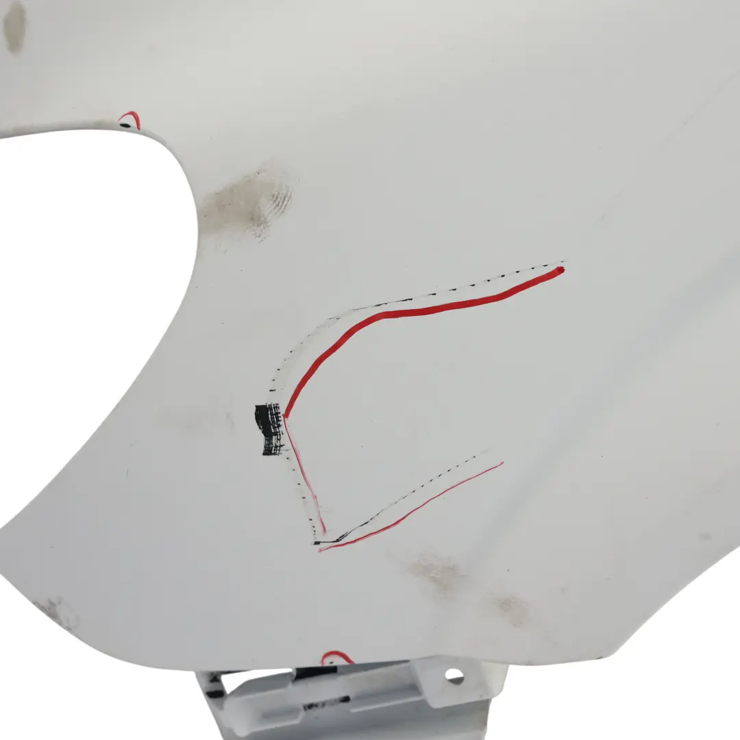 Mercedes W639 Pannello alare anteriore sinistro Parafango Arctic White - 9147 - SKU A6396305107-ARW7 - Numero di parte A6396305107