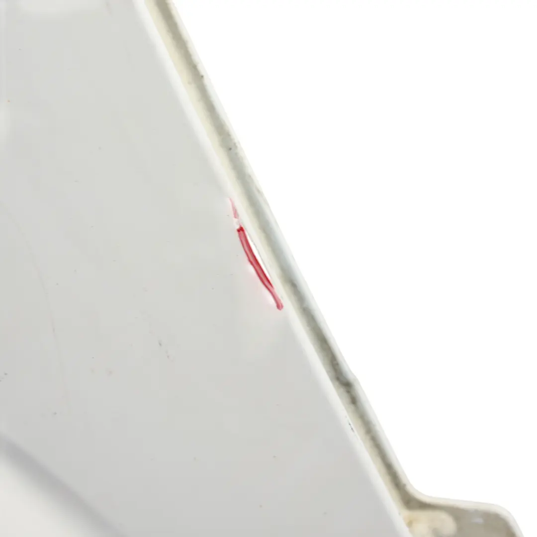 Panel Delantero Izquierdo Guardabarros Arctic White - 9147 para Mercedes Vito W639 con número de pieza A6396305107 Mercedes Vito W639 Panel Delantero Izquierdo Guardabarros Arctic White - 9147 - SKU A6396305107-ARW7 - Número de pieza A6396305107