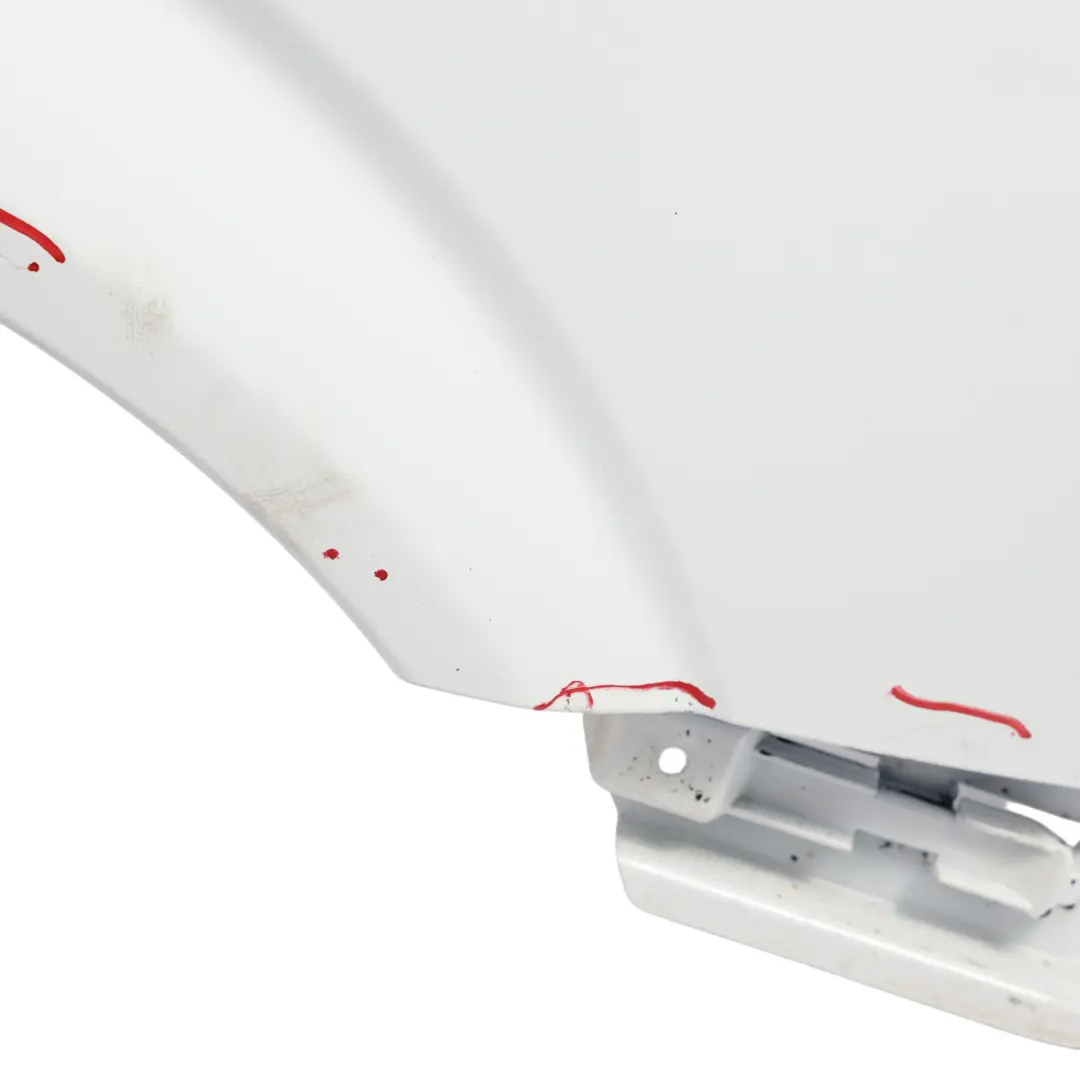 Błotnik Prawy Przedni Arctic White Biały - 9147 do Mercedes Vito W639 o numerze A6396305207 Mercedes Vito W639 Błotnik Prawy Przedni Arctic White Biały - 9147 - SKU A6396305207-ARW6 - Numer Części A6396305207