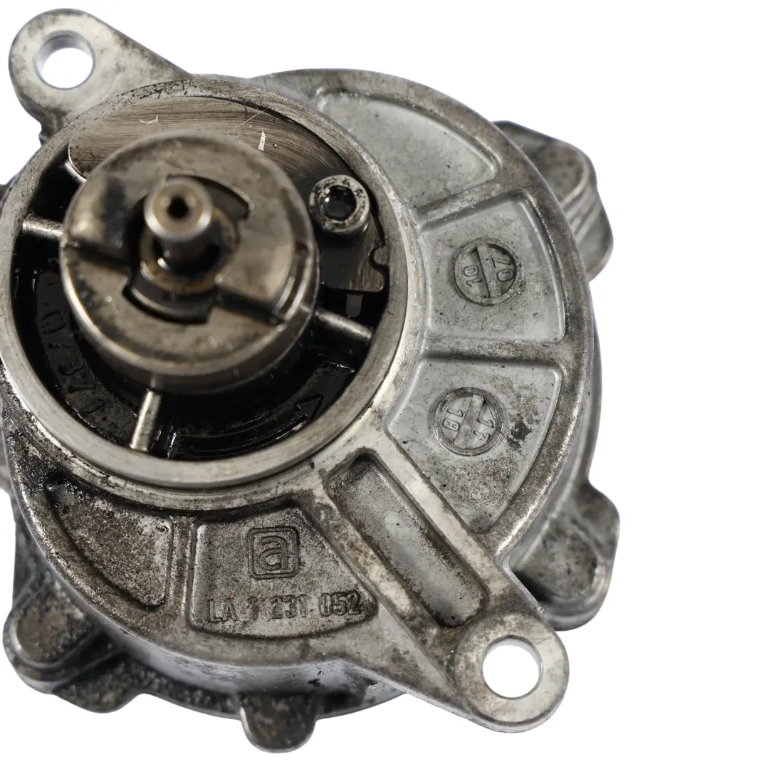 Mercedes W211 S211 OM646 Diesel Pompa Podciśnienia Vacuum - SKU A6462300465 - Numer Części A6462300465