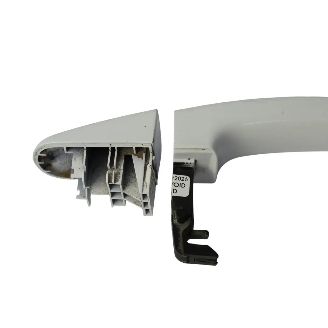 Asidero Puerta Delantera Trasera Congelado Blanco Z2 para Ford Transit Custom con número de pieza AM51-U22404-CAW Ford Transit Custom Asidero Puerta Delantera Trasera Congelado Blanco Z2 - SKU AM51-U22404-CAW-FW - Número de pieza AM51-U22404-CAW