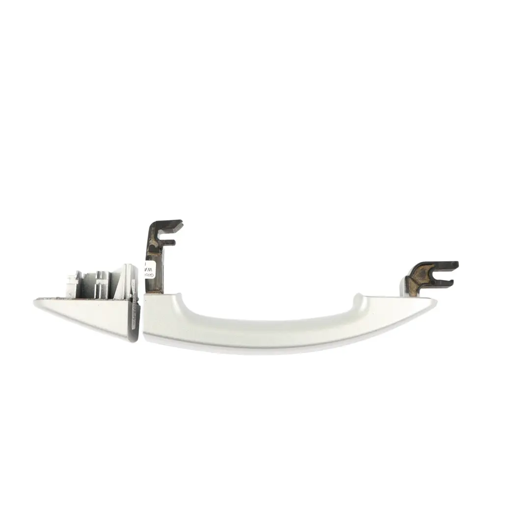 Asidero Puerta Delantera Trasera Plata Lunar Metalizado ZJ para Ford Transit Custom con número de pieza AM51-U22404-CAW Ford Transit Custom Asidero Puerta Delantera Trasera Plata Lunar Metalizado ZJ - SKU AM51-U22404-CAW-MDS - Número de pieza AM51-U22404-CAW