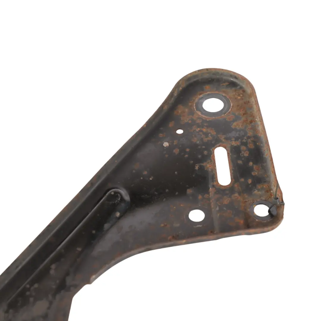 Mk3 Łapa Wspornik Uchwyt Lewy do Ford Focus o numerze AV61-101A81-AF Ford Focus Mk3 Łapa Wspornik Uchwyt Lewy - SKU AV61-101A81-AF - Numer Części AV61-101A81-AF