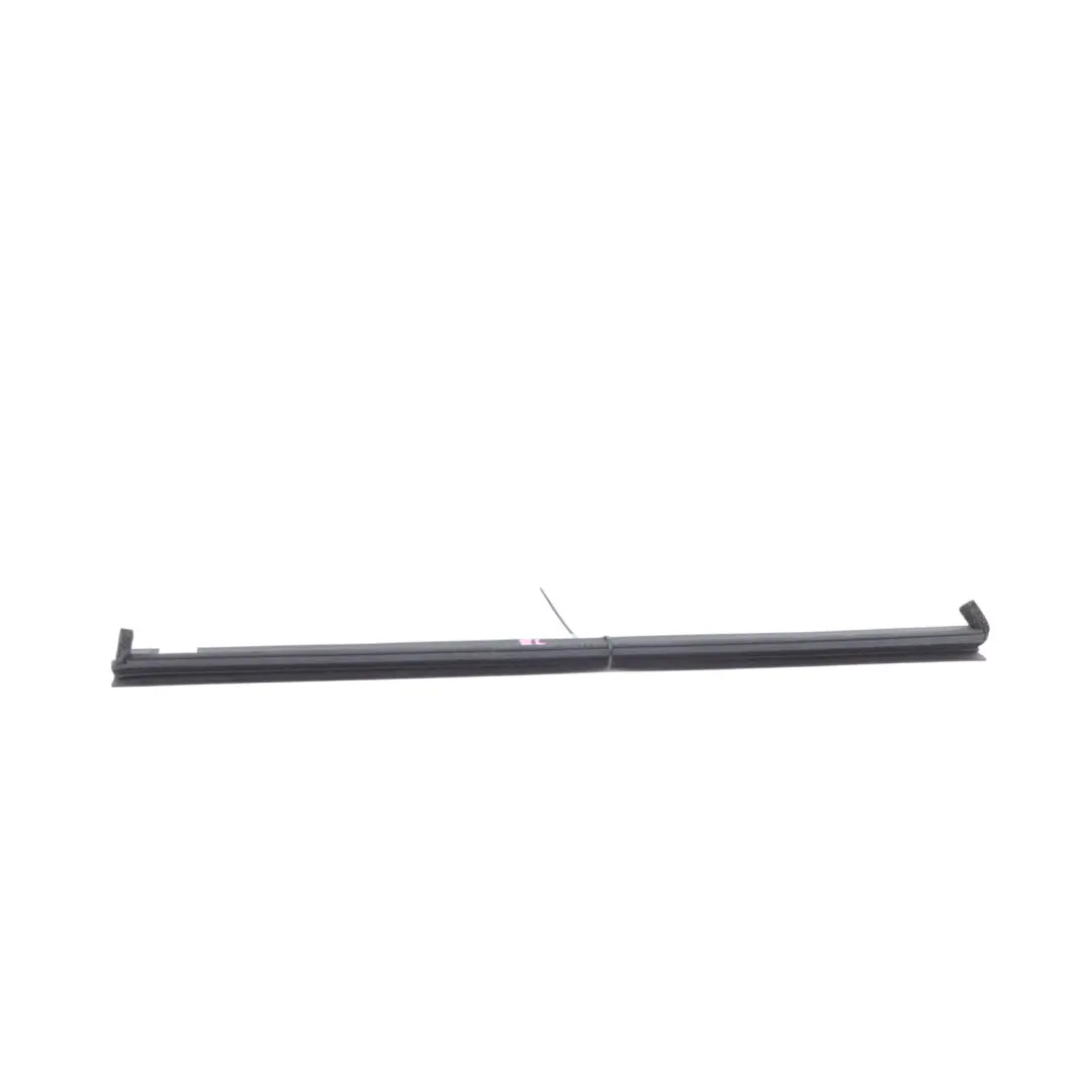 Joint Étanchéité Vitre Porte Arrière Gauche pour Ford Fiesta MK7 à propos du numéro de pièce BA61-A25861-AA Ford Fiesta MK7 Joint Étanchéité Vitre Porte Arrière Gauche - SKU BA61-A25861-AA - Numéro de pièce BA61-A25861-AA