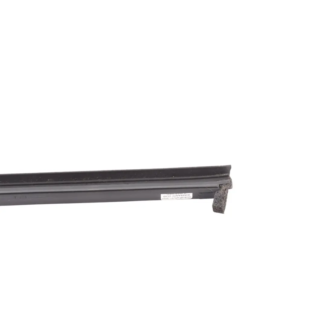 Joint Étanchéité Vitre Porte Arrière Gauche pour Ford Fiesta MK7 à propos du numéro de pièce BA61-A25861-AA Ford Fiesta MK7 Joint Étanchéité Vitre Porte Arrière Gauche - SKU BA61-A25861-AA - Numéro de pièce BA61-A25861-AA