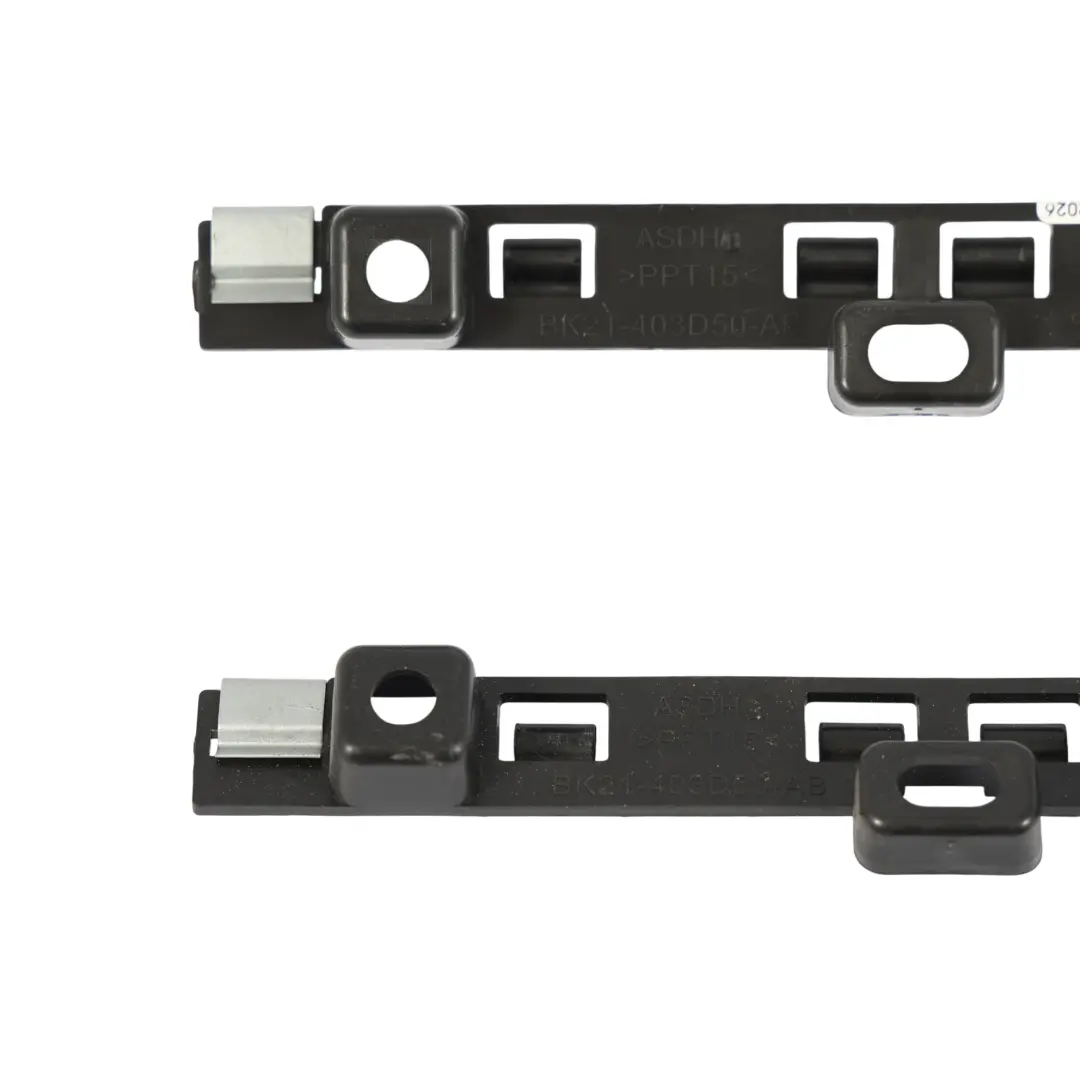 Ford Transit Custom Soporte Panel Embellecedor Soporte SET X5 X5 - SKU BK21-403D50-AB - Número de pieza BK21-403D50-AB