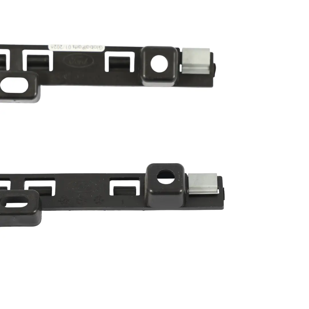 Supports Fixation Panneaux Garniture pour Ford Transit Custom à propos du numéro de pièce BK21-403D50-AB Ford Transit Custom Supports Fixation Panneaux Garniture - SKU BK21-403D50-AB - Numéro de pièce BK21-403D50-AB