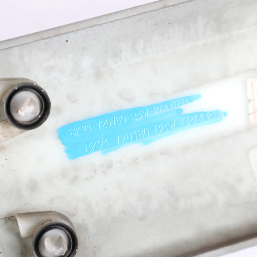 Türverkleidung Abdeckleiste Vorne Rechts Magnetisch - 7J für Ford Transit Custom mit Teilenummer BK21-V20780-BEW Ford Transit Custom Türverkleidung Abdeckleiste Vorne Rechts Magnetisch - 7J - SKU BK21-V20780-BEW-MGT - Teilenummer BK21-V20780-BEW