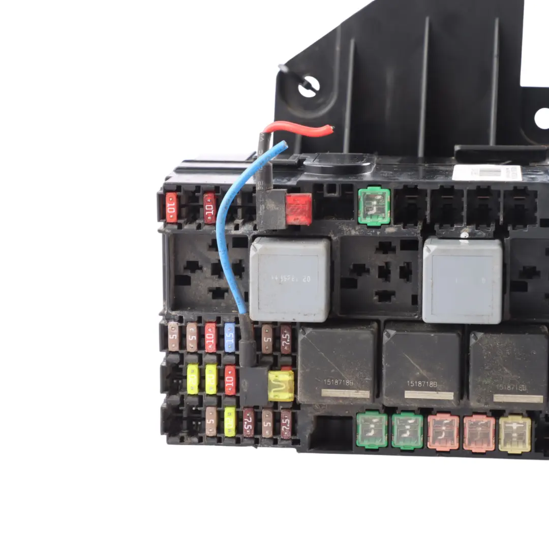 Fuse Box Power Distribution 2.2 TDCi Diesel to Ford Transit Custom with Part number BK2T-14401-DHH Ford Transit Custom Fuse Box Power Distribution 2.2 TDCi Diesel - SKU BK2T-14401-DHH - Part number BK2T-14401-DHH