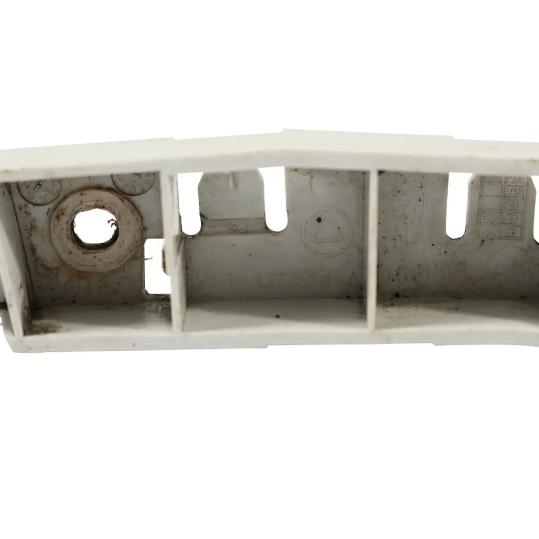 Ford Focus Mk3 Support De Renfort De Pare-Chocs Avant Droit - SKU BM51-17D958-A - Numéro de pièce BM51-17D958-A