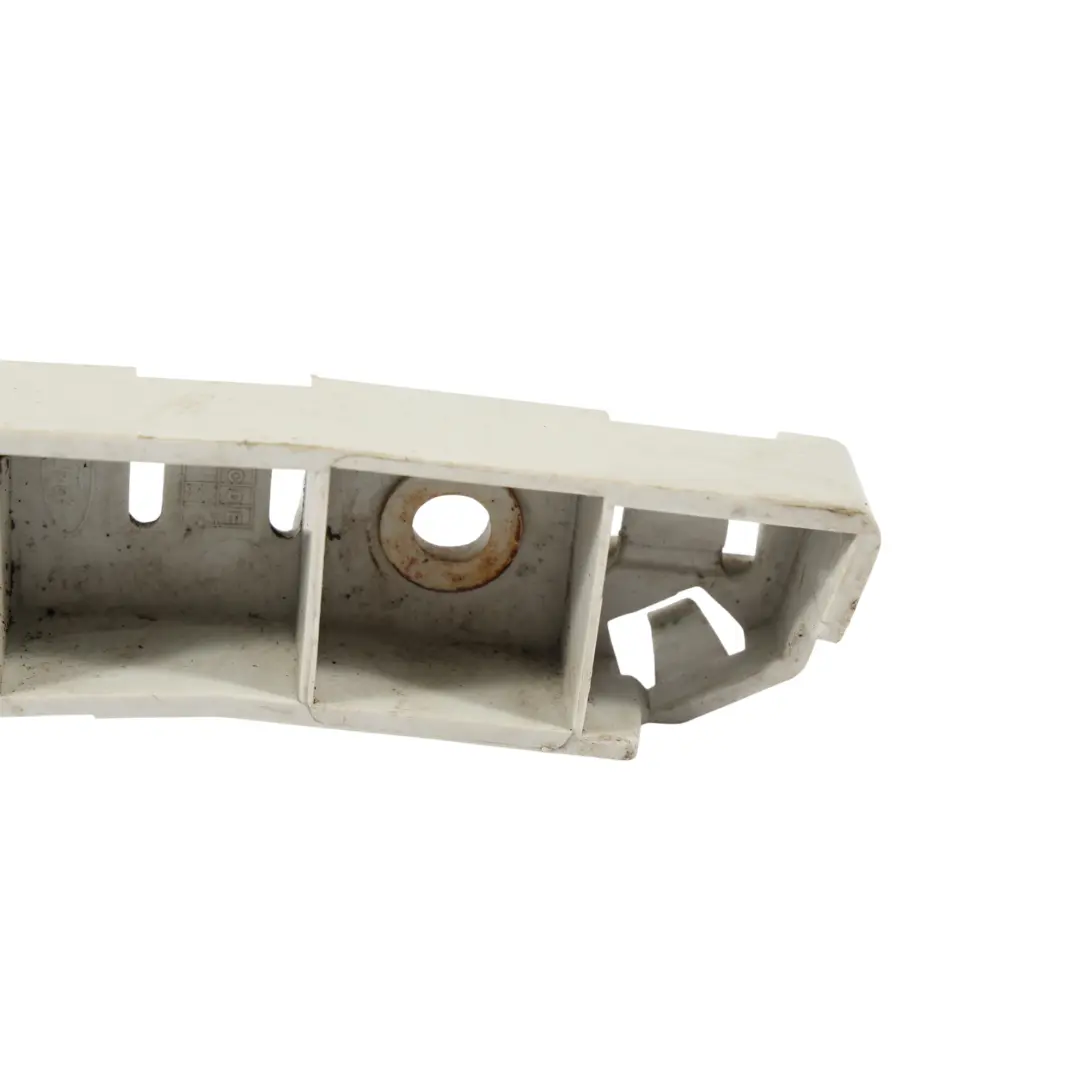 Ford Focus Mk3 Soporte Refuerzo Parachoques Delantero Derecho - SKU BM51-17D958-A - Número de pieza BM51-17D958-A