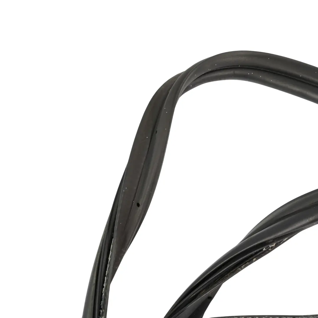 Kofferraum Heckklappe Dichtung Gummidichtung für Ford Focus III mit Teilenummer BM51-A404A06-SB Ford Focus III Kofferraum Heckklappe Dichtung Gummidichtung - SKU BM51-A404A06-SB - Teilenummer BM51-A404A06-SB