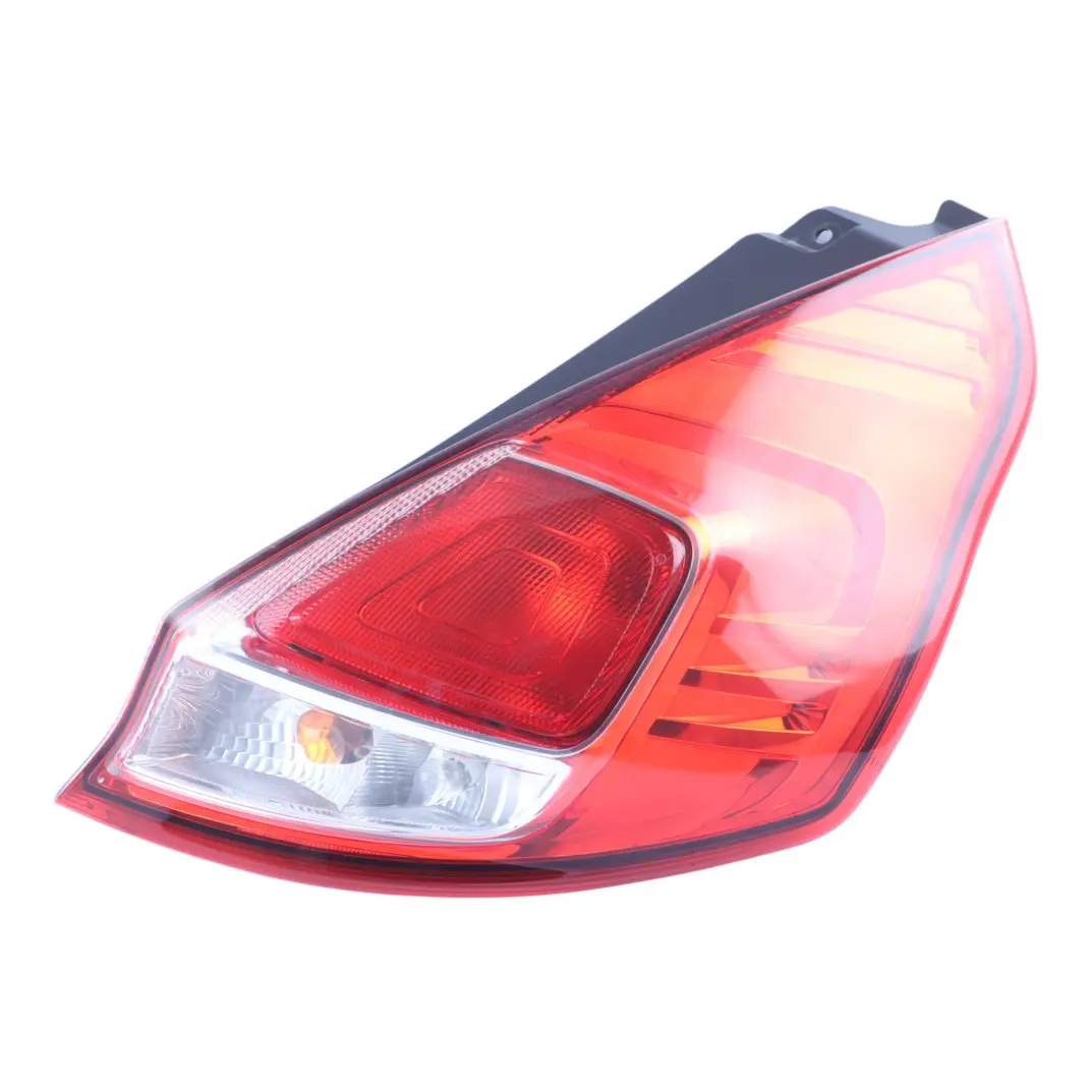 Luz Trasera Exterior Derecha para Ford Fiesta Mk7 con número de pieza C1BB-13404-AE Ford Fiesta Mk7 Luz Trasera Exterior Derecha - SKU C1BB-13404-AE - Número de pieza C1BB-13404-AE