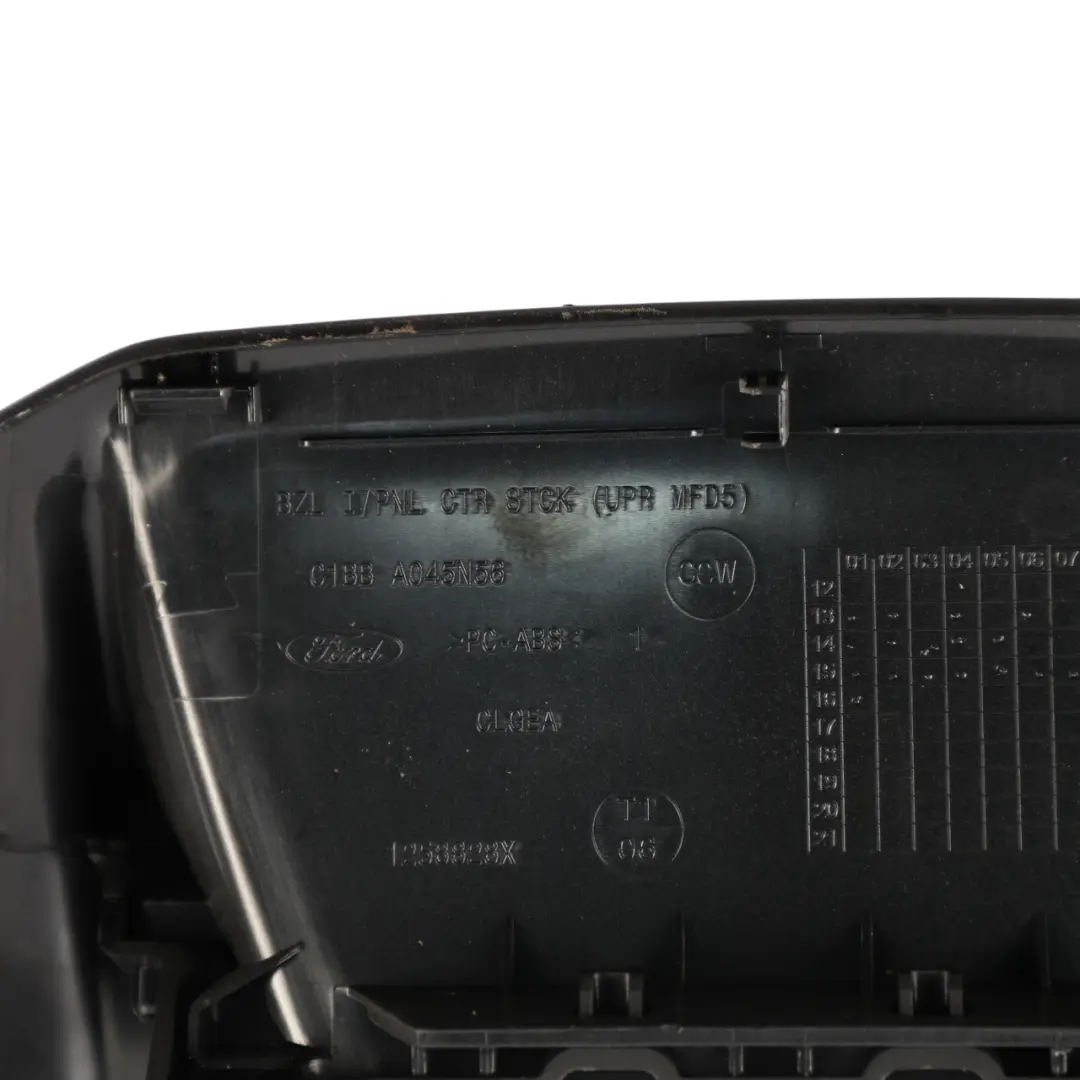 Salpicadero Pantalla Envolvente Embellecedor para Ford Fiesta Mk7 con número de pieza C1BB-A045N56-CCW Ford Fiesta Mk7 Salpicadero Pantalla Envolvente Embellecedor - SKU C1BB-A045N56-CCW - Número de pieza C1BB-A045N56-CCW