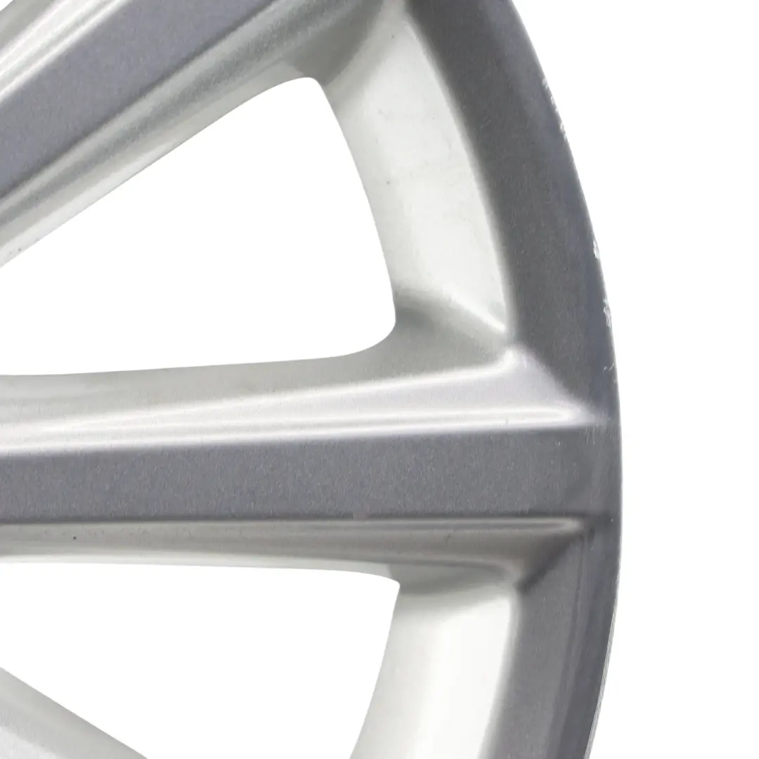 Silberne Leichtmetallfelge Alufelge 16" 6.5J ET:47.5 für Ford Fiesta Mk7 mit Teilenummer C1BC-RA Ford Fiesta Mk7 Silberne Leichtmetallfelge Alufelge 16" 6.5J ET:47.5 - SKU C1BC-RA-1 - Teilenummer C1BC-RA