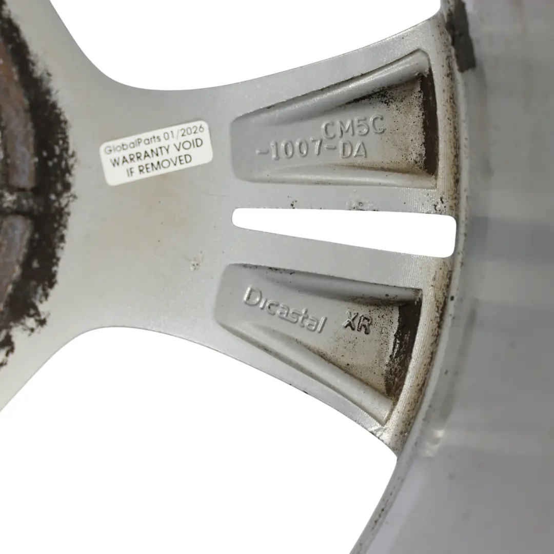 Mk3 Silberne Leichtmetallfelge Alufelge 16" 7J ET:50 für Ford Focus mit Teilenummer CM5C-1007-DA Ford Focus Mk3 Silberne Leichtmetallfelge Alufelge 16" 7J ET:50 - SKU CM5C-1007-DA-2 - Teilenummer CM5C-1007-DA