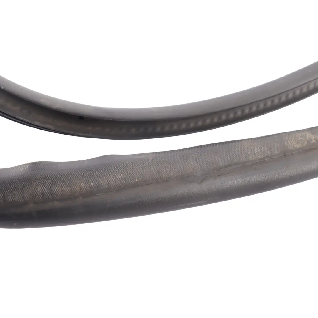 Front Door Rubber Seal Gasket Right O/S to Ford Fiesta Mk7 with Part number F1BB-B20530-AC Ford Fiesta Mk7 Front Door Rubber Seal Gasket Right O/S - SKU F1BB-B20530-AC - Part number F1BB-B20530-AC