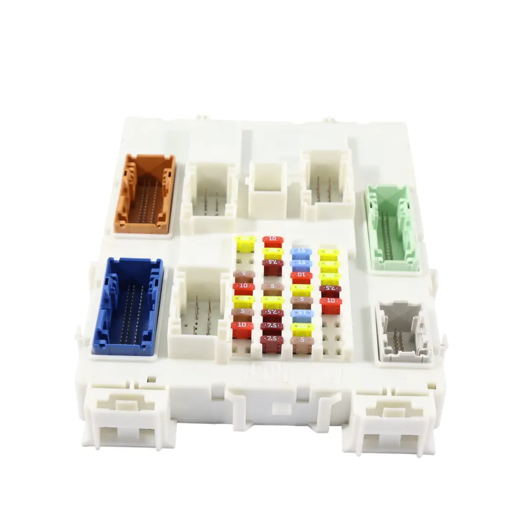 Ford Focus Mk3 BCM Body Control Module Fuse Box F1DT-14A073-DF - SKU F1FT-14014-ALA - Part number F1FT-14014-ALA