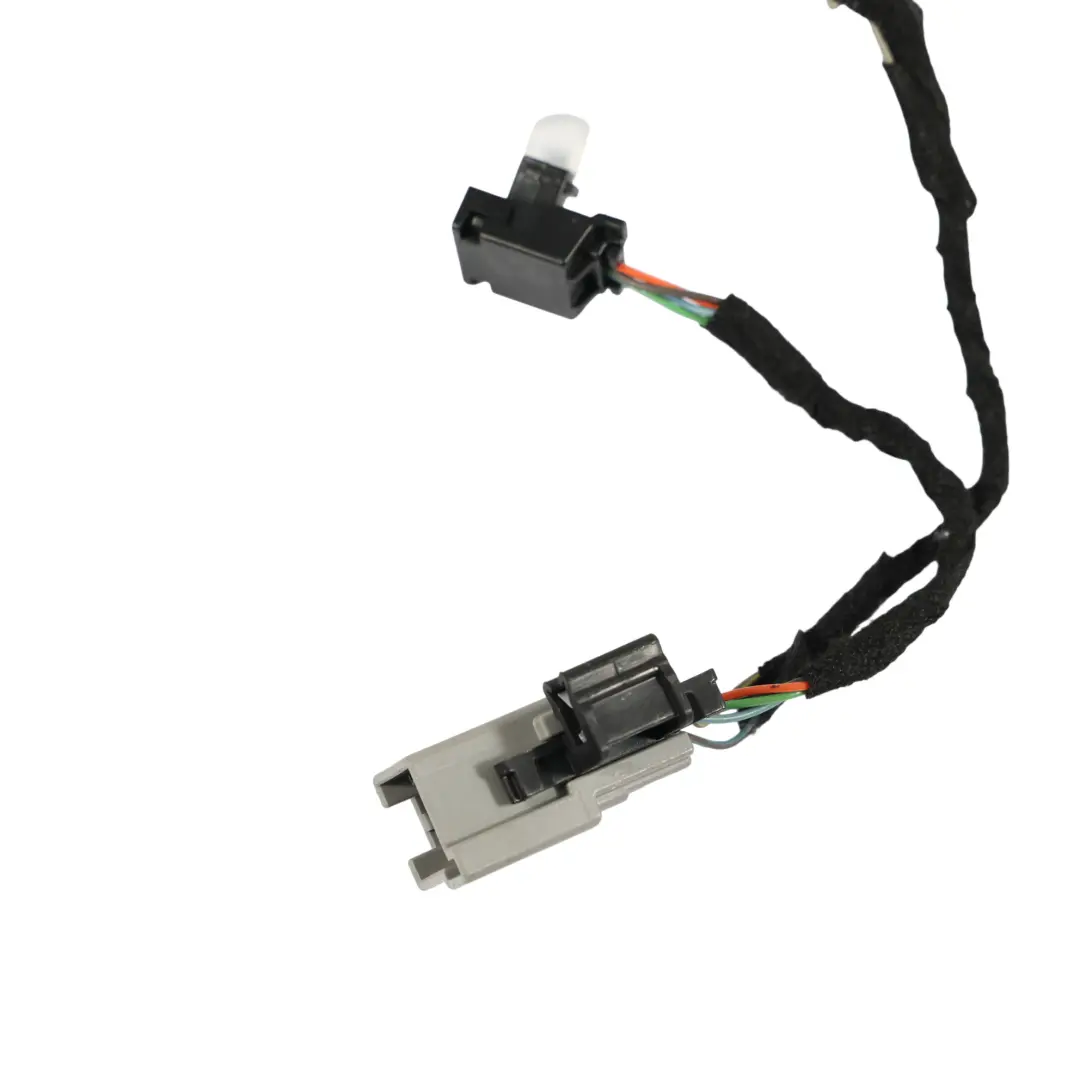 Mk6 Cablaggio Luce Portiera Anteriore Sinistra per Ford Mustang GT con numero di parte FR3B-14E073-R30XD Ford Mustang GT Mk6 Cablaggio Luce Portiera Anteriore Sinistra - SKU FR3B-14E073-R30XD - Numero di parte FR3B-14E073-R30XD