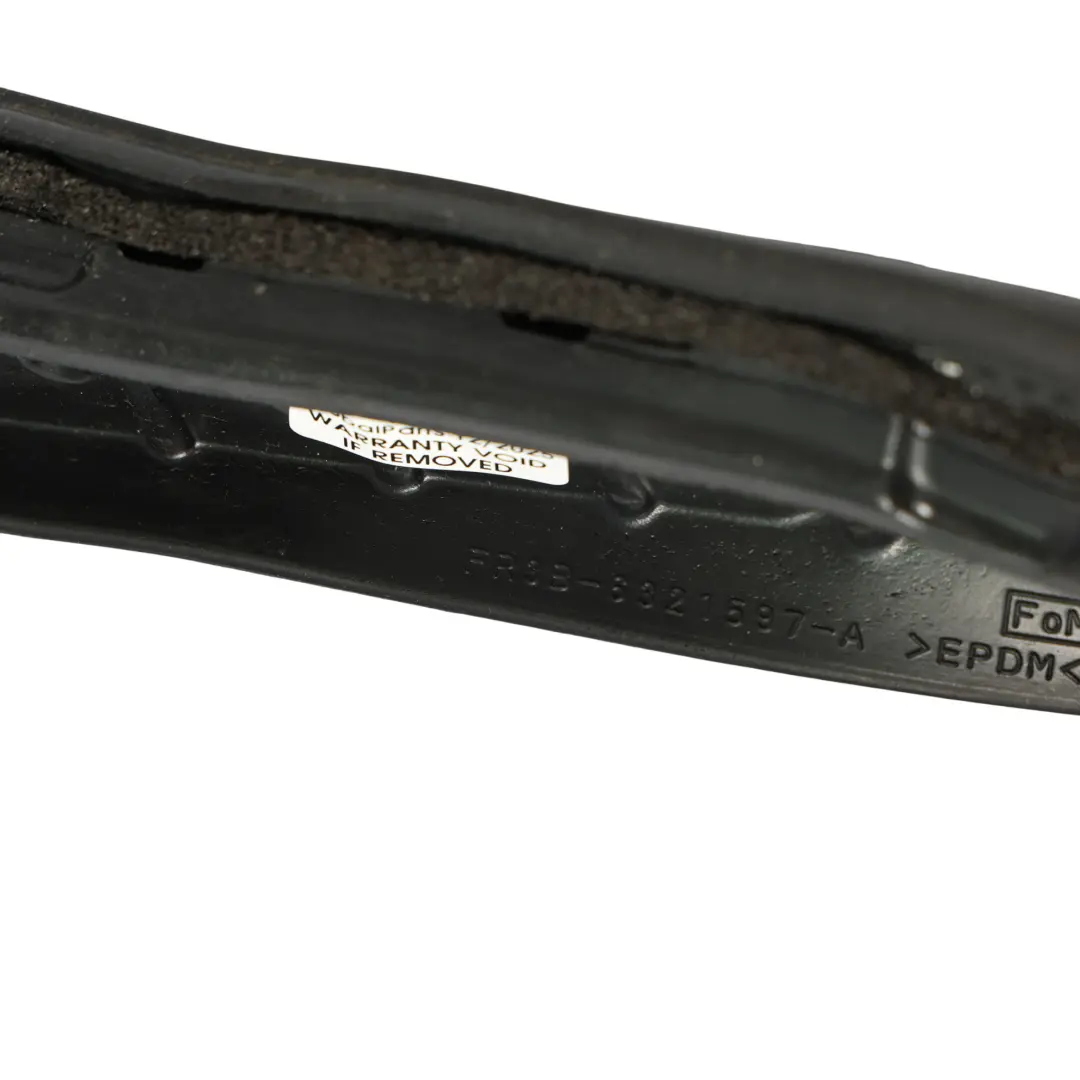 Ford Mustang VI Porta Finestra Guarnizione Anteriore Sinistra - SKU FR3B-6321597-A - Numero di parte FR3B-6321597-A