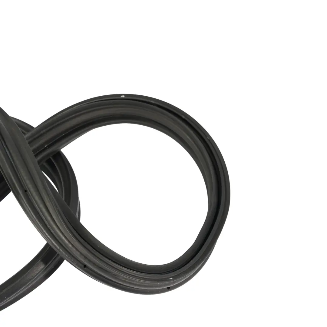 Kofferraum Heckklappe Dichtung Gummidichtung für Ford Mustang VI mit Teilenummer FR3B-63438A00-AC Ford Mustang VI Kofferraum Heckklappe Dichtung Gummidichtung - SKU FR3B-63438A00-AC - Teilenummer FR3B-63438A00-AC