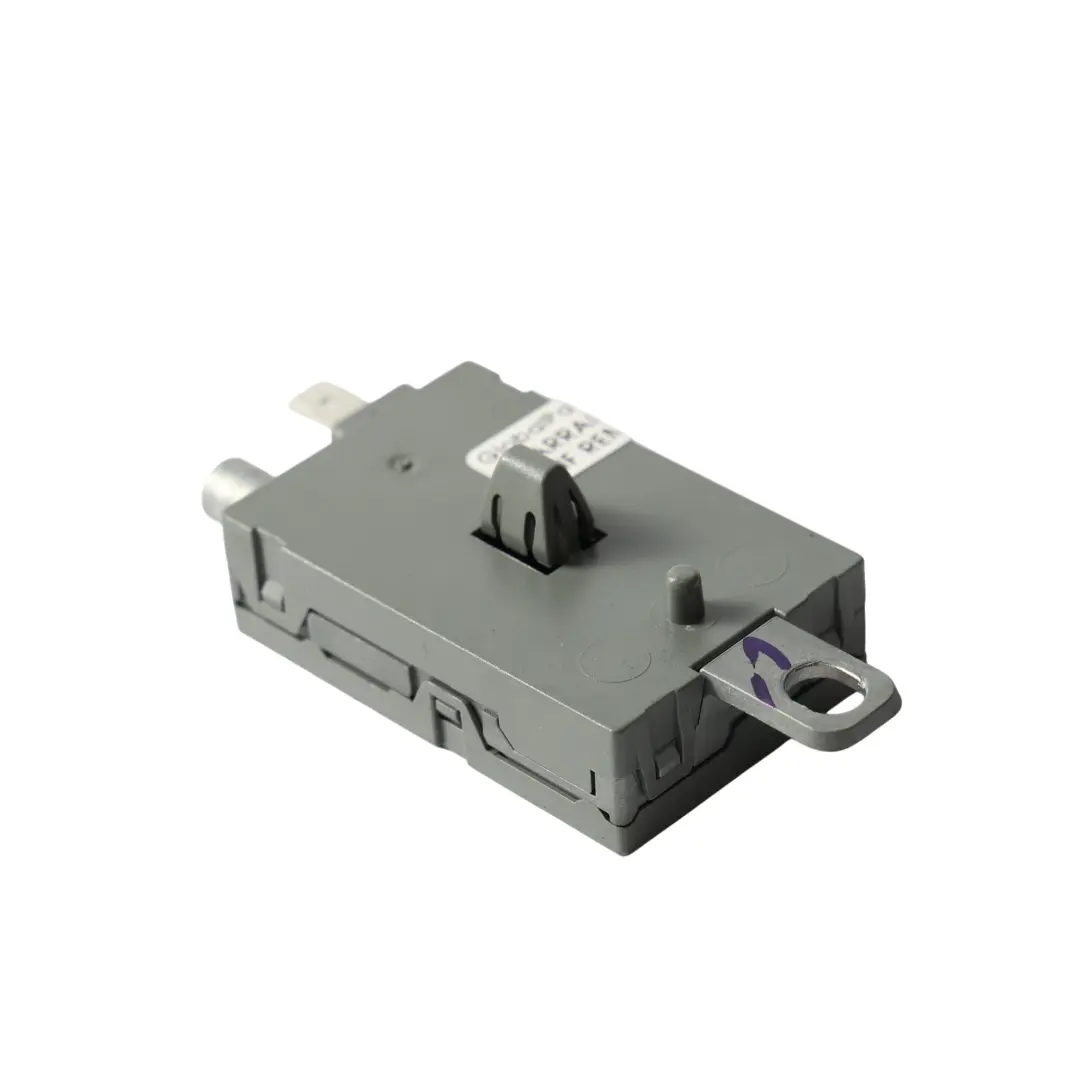 Ford Mustang Mk6 Antenna Amplifier Control Unit Module Controller - SKU GR3T-18C847-CA - Part number GR3T-18C847-CA