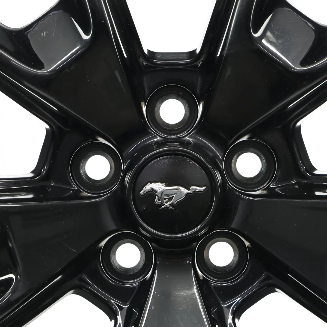 Mk6 GT Jante Alliage Noir 19" 9,5J ET:52,5 pour Ford Mustang à propos du numéro de pièce HR3C-1007-SA Ford Mustang Mk6 GT Jante Alliage Noir 19" 9,5J ET:52,5 - SKU HR3C-1007-SA-2 - Numéro de pièce HR3C-1007-SA