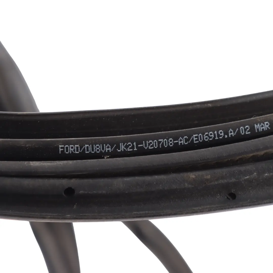 Front Door Seal Gasket Rubber Right O/S to Transit Custom with Part number JK21-V20708-AC Transit Custom Front Door Seal Gasket Rubber Right O/S - SKU JK21-V20708-AC - Part number JK21-V20708-AC