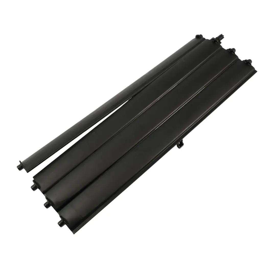 Distanziatore Attivo Per Griglia Protezione per VW Volkswagen Amarok NF con numero di parte MB3B-8472-CA VW Volkswagen Amarok NF Distanziatore Attivo Per Griglia Protezione - SKU MB3B-8472-CA - Numero di parte MB3B-8472-CA