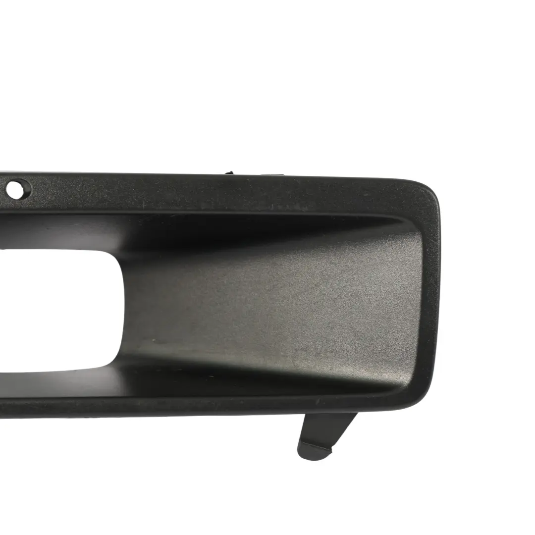 Mk2 Fendinebbia Copertura Paraurti Anteriore Sinistra per VW Amarok con numero di parte N1XB-15A299-A VW Amarok Mk2 Fendinebbia Copertura Paraurti Anteriore Sinistra - SKU N1XB-15A299-A - Numero di parte N1XB-15A299-A