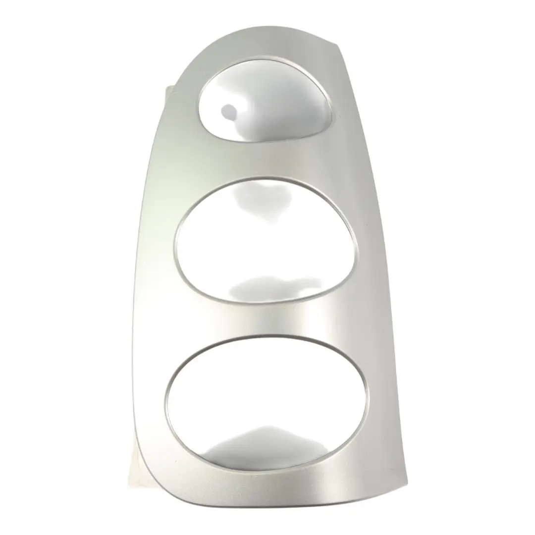 Smart C450 Cache De Feu Arrière Droit Couleur Argent Métallisé EAD - SKU Q0011645V001C49L00-SILV - Numéro de pièce Q0011645V001C49L00