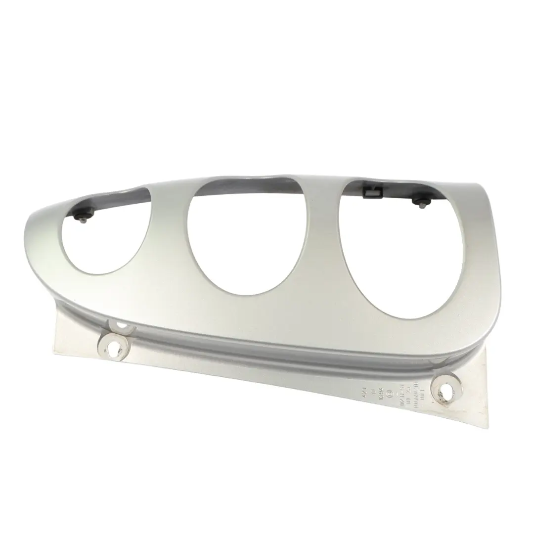 C450 Osłona Obudowa Lampy Światła Tył Prawo Silver Metallic EAD do Smart o numerze Q0011645V001C49L00 Smart C450 Osłona Obudowa Lampy Światła Tył Prawo Silver Metallic EAD - SKU Q0011645V001C49L00-SILV - Numer Części Q0011645V001C49L00