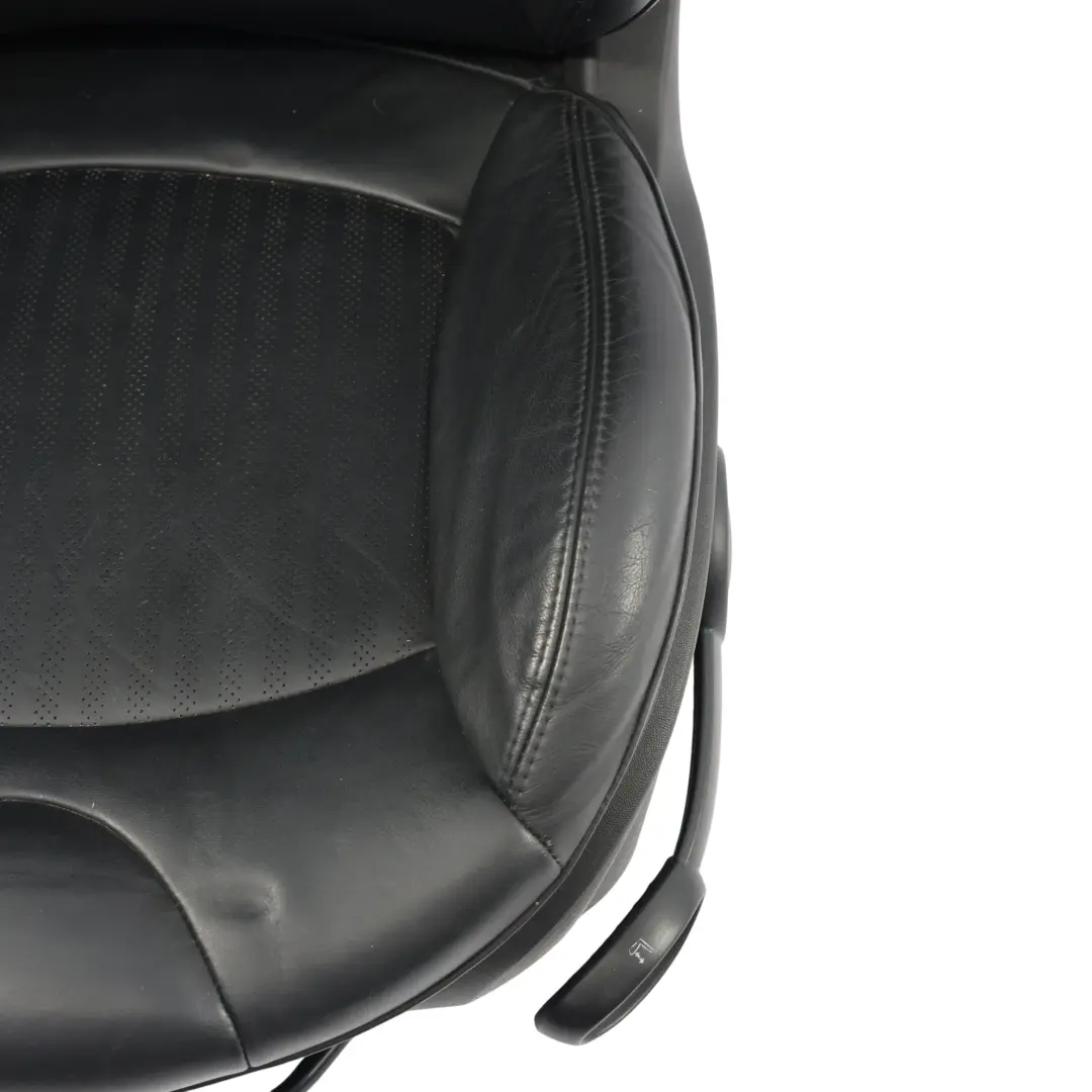 Komplet Foteli Sport Przód Tył Czarne Skórzane do Mini Cooper One R56 o numerze R56-SEATS-SPORT-LEATHER-SET Mini Cooper One R56 Komplet Foteli Sport Przód Tył Czarne Skórzane - SKU R56-SEATS-SPORT-LEATHER-SET-T8E1 - Numer Części R56-SEATS-SPORT-LEATHER-SET