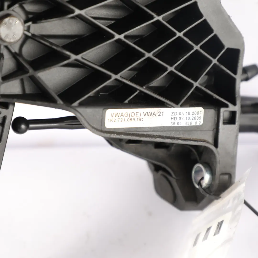 Mk5 Clutch Pedal Box Assembly Clutch Pedal 1K2721059DC to Audi A3 8P VW Golf with Part number 1K0721796K Audi A3 8P VW Golf Mk5 Clutch Pedal Box Assembly Clutch Pedal 1K2721059DC - SKU RHD-1K0721796K - Part number 1K0721796K