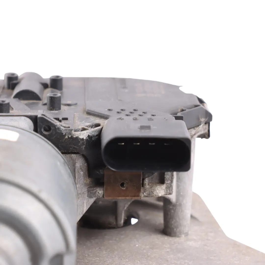 Audi Q7 4M Front Windshield Wiper Mechanism Mount Motor - SKU RHD-4M8955023A - Part number 4M8955023A