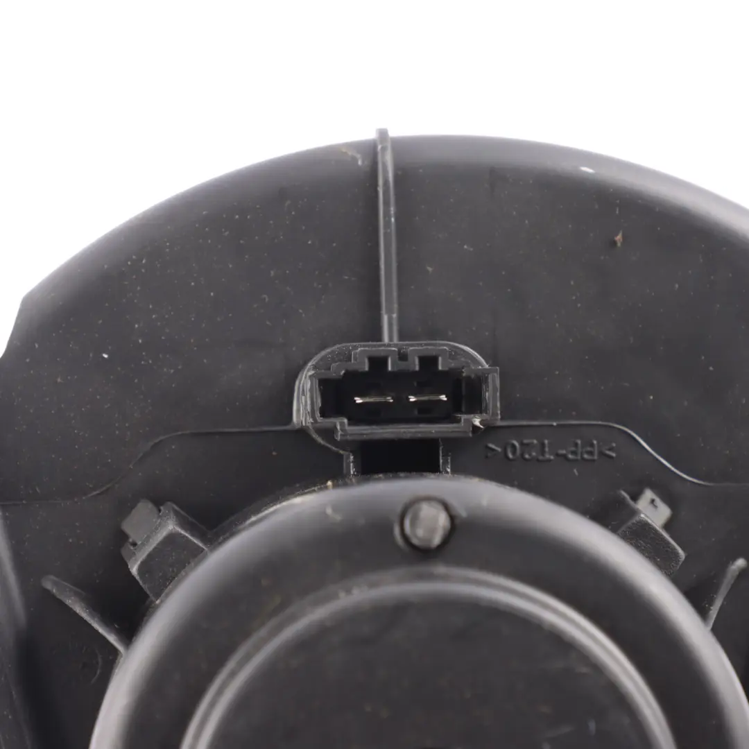 7L Heater Blower Motor Fan to Audi Q7 4L Volkswagen Touareg with Part number 7L0820021N Audi Q7 4L Volkswagen Touareg 7L Heater Blower Motor Fan - SKU RHD-7L0820021N-2 - Part number 7L0820021N