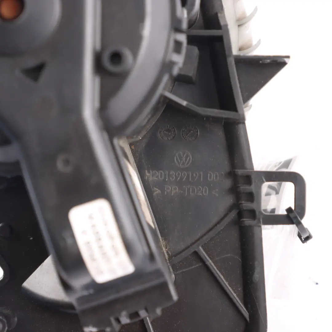 Heater Blower Motor Fan 2.0 TDI Diesel to VW Volkswagen Transporter T6 with Part number 7L2819021 VW Volkswagen Transporter T6 Heater Blower Motor Fan 2.0 TDI Diesel - SKU RHD-7L2819021 - Part number 7L2819021