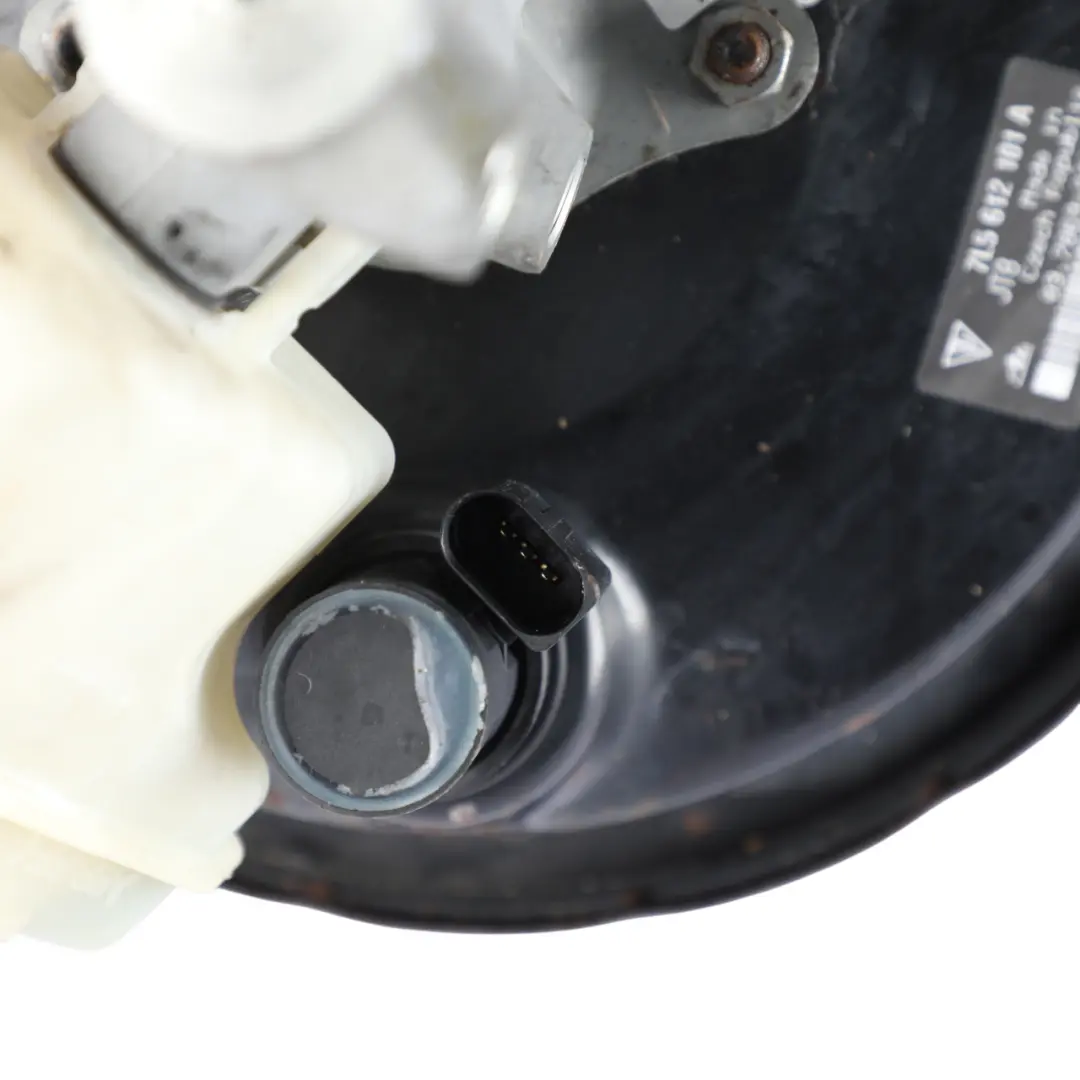 Porsche Cayenne 9PA 955 Brake Servo Master Cylinder Booster 4.5 V8 - SKU RHD-7L5612101A - Part number 7L5612101A