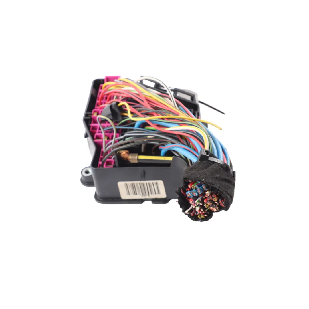 8L Fuse Box Control Module Relay Box to Audi S3 with Part number 8D2941824 Audi S3 8L Fuse Box Control Module Relay Box - SKU RHD-8D2941824-1 - Part number 8D2941824